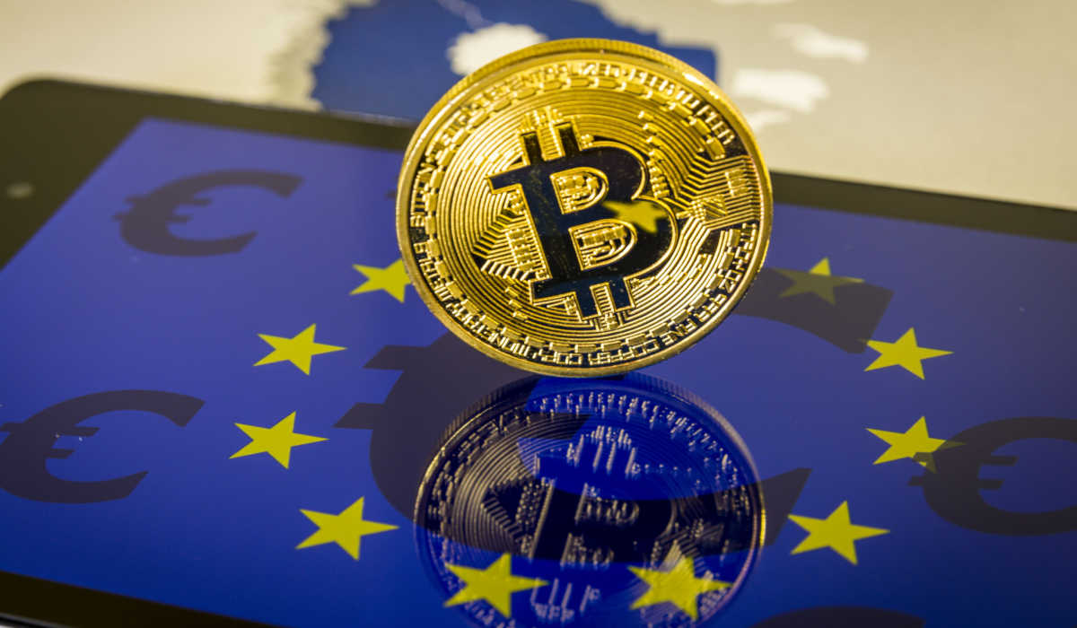 MiCA regulation stablecoin compliance